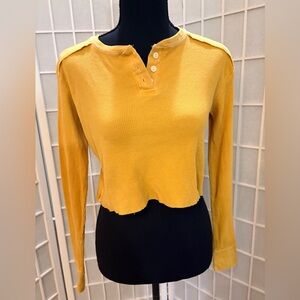 Wild Fable Waffle Pattern Yellow Long Sleeve Button Up Crop Top XS